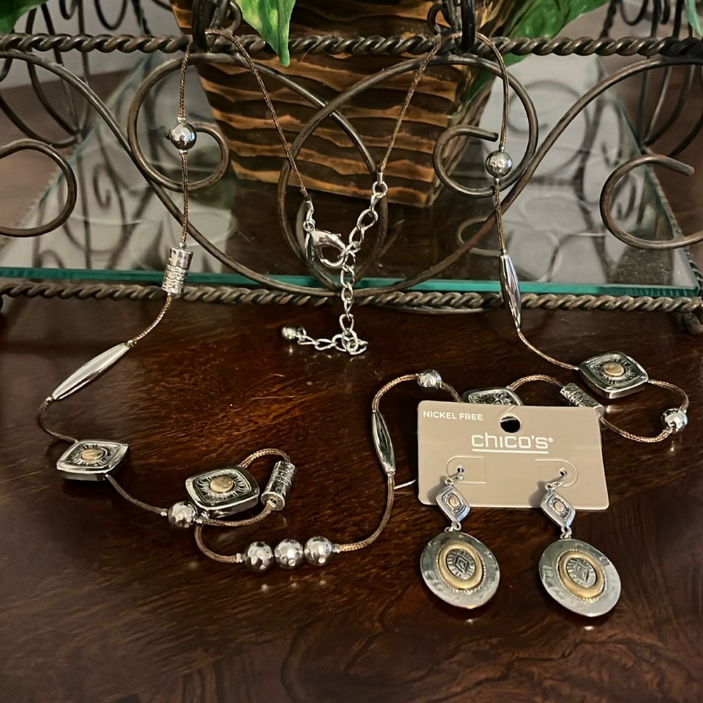 Chicos Earring and Necklace Set